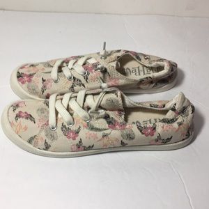 Mad Love Shoes - Floral slip on sneakers size 8 Mad Love Shoes - Floral slip on sneakers size 8